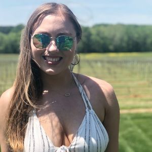 Meet your Posher, Meghan